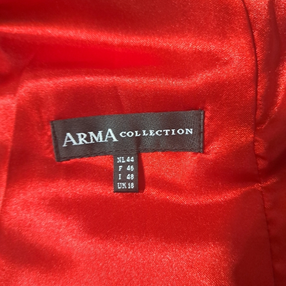 Leather jacket - Picture 2 of 4